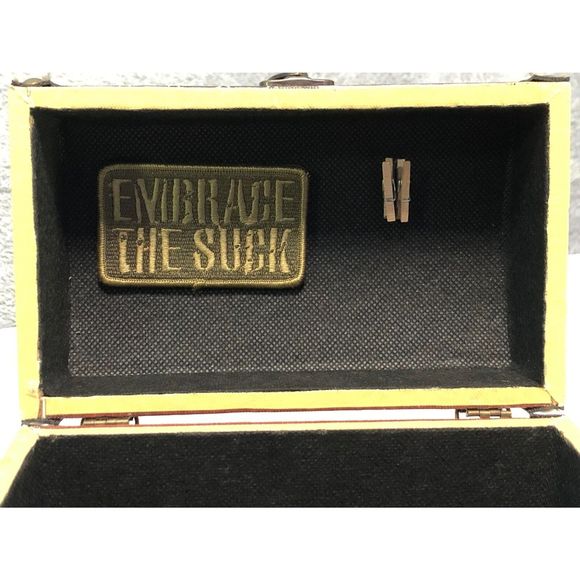 American Flag Rustic Wooden Chest Latch Storage Box - Picture 4 of 9